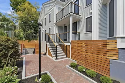 305 Chestnut Ave #5, Boston, MA 02130 - Photo 2