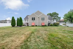 15 Whitney St, Haverhill, MA 01832 - Photo 8
