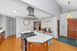 12 Newton Rd, Haverhill, MA 01830 - Photo 16