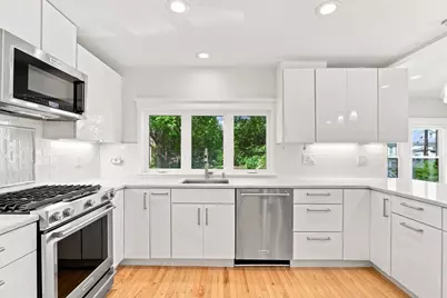 1161 Franklin St, Stoneham, MA 02180 - Photo 30
