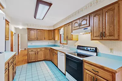 51 Ridge Rd, Marlborough, MA 01752 - Photo 18