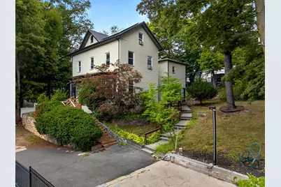 75 Harvard St, Chelsea, MA 02150 - Photo 2