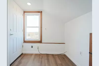 5 Frankfort St #3, Fitchburg, MA 01420 - Photo 8