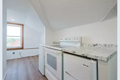 5 Frankfort St #3, Fitchburg, MA 01420 - Photo 6