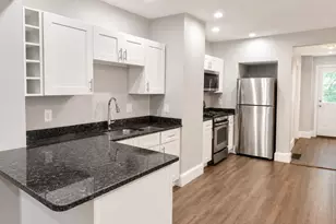 15 Ford St, Haverhill, MA 01832 - Photo 2