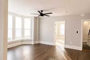 15 Ford St, Haverhill, MA 01832 - Photo 4