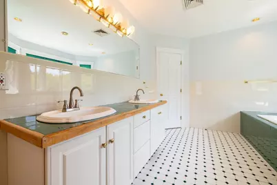 56 Holt Rd, Andover, MA 01810 - Photo 32
