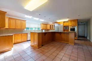 56 Holt Rd, Andover, MA 01810 - Photo 6