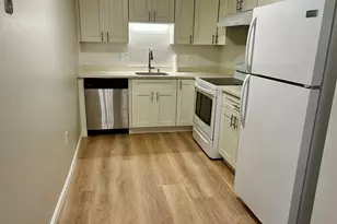 137 Franklin St, Stoneham, MA 02180 - Photo 8