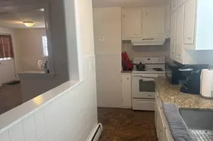 97 Crawford St, Lowell, MA 01854 - Photo 12