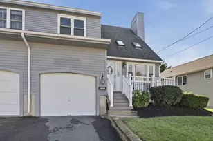 679 A Burncoat St, Worcester, MA 01606 - Photo 2