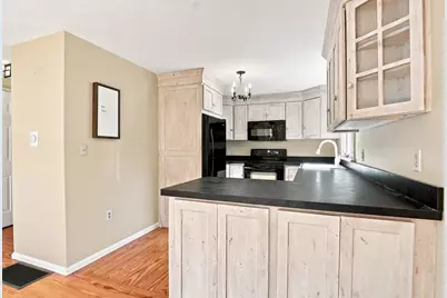 679-A Burncoat Street, Worcester, MA 01606 - Photo 10