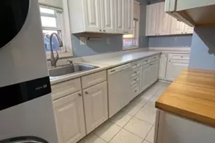 10 Ethel Ave, Peabody, MA 01960 - Photo 6