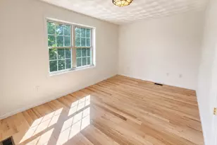 6 Fairlawn Ave, Burlington, MA 01803 - Photo 6