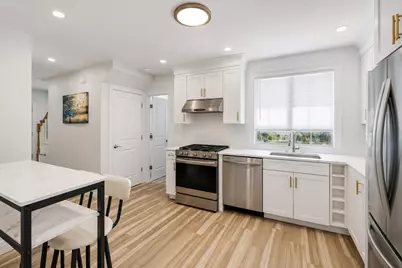 41 Union St #A, Weymouth, MA 02190 - Photo 2