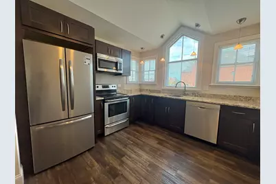 110 Madison Ave #3, Newton, MA 02460 - Photo 2