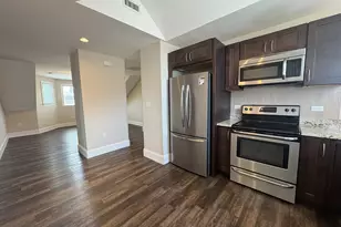 110 Madison Ave, Newton, MA 02460 - Photo 4
