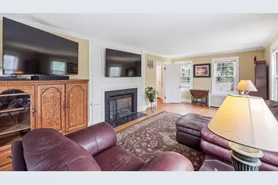 153 Lawrence St, Gardner, MA 01440 - Photo 10
