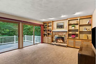 1 Utica Dr, Hudson, MA 01749 - Photo 18