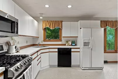 1 Utica Dr, Hudson, MA 01749 - Photo 14