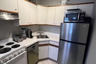 391 Commonwealth Ave, Boston, MA 02115 - Photo 4