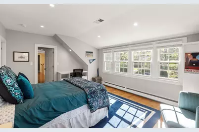 104 Fairbanks Avenue, Wellesley, MA 02481 - Photo 28