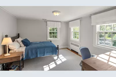 104 Fairbanks Avenue, Wellesley, MA 02481 - Photo 34