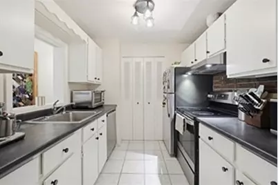 46 Greentree Lane #47, Weymouth, MA 02190 - Photo 2