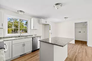 8 Bumblebee Dr, Plymouth, MA 02360 - Photo 16