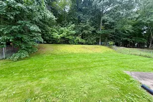 433 Gifford St, Springfield, MA 01118 - Photo 6