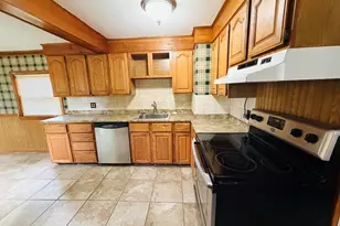 433 Gifford St, Springfield, MA 01118 - Photo 10