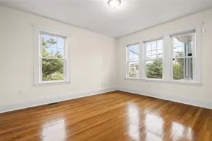 7 Nichols St, Chelsea, MA 02150 - Photo 10