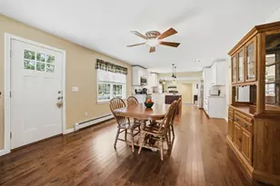 425 River Rd, Uxbridge, MA 01569 - Photo 2