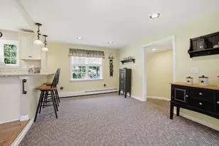 425 River Rd, Uxbridge, MA 01569 - Photo 12