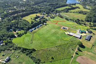 87 S Hampton Rd, Amesbury, MA 01913 - Photo 1