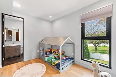 61 Walnut St, Saugus, MA 01906 - Photo 20
