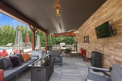 61 Walnut St, Saugus, MA 01906 - Photo 36