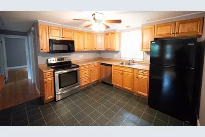 81 Winchester St, Templeton, MA 01436 - Photo 10