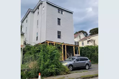 16 Reservoir St, Worcester, MA 01605 - Photo 2