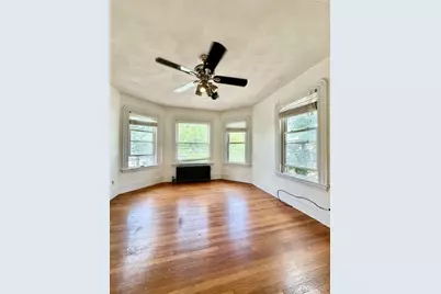 7 Rumford Ave #2, Waltham, MA 02451 - Photo 2
