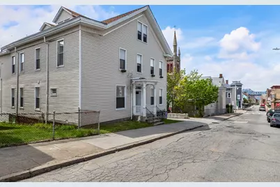 381 Pine St, Fall River, MA 02720 - Photo 32