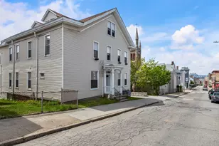 381 Pine St, Fall River, MA 02720 - Photo 32