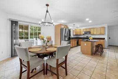 38 Bellows Cir, Marlborough, MA 01752 - Photo 12