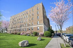 1940 Commonwealth, Boston, MA 02135 - Photo 14