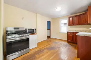 1925 Commonwealth Ave, Newton, MA 02466 - Photo 10