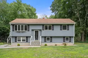 22 Allen Rd, Billerica, MA 01821 - Photo 2