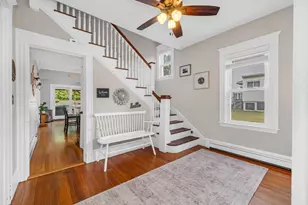 17 Nowell St, Saugus, MA 01906 - Photo 4