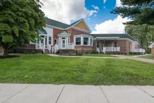 27 Bardwell St, South Hadley, MA 01075 - Photo 1