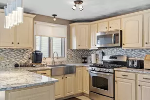 4001 Pouliot Pl, Wilmington, MA 01887 - Photo 14