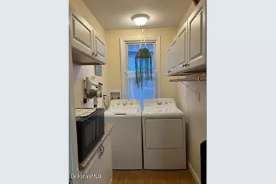 22 South Street, North Adams, MA 01247 - Photo 8